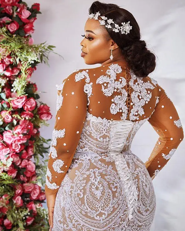 Fresh Plus Size Illusion Long Sleeve Wedding Gowns Sexy African Nigerian Jewel Lace-up Back Mermaid Applique Bride Dresses
