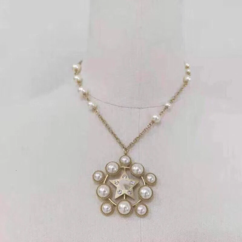 

Top Quality Fashion Party Jewelry Camellia Star Pearls Necklace Luxcy Party Flower Necklace Vintage Chain Jewelry Neckalce