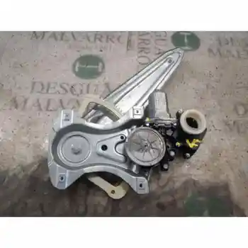 

REAR WINDOW RIGHT TOYOTA AURIS 1. 8 16V (Hybrid) 8570202020 961919101 DENSO [14658861]