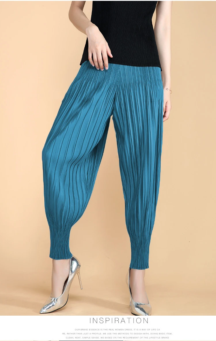 high waisted jeans Women Casual Loose Harem Pants Summer Thin Miyak Pleated Solid Color Pocket Carrot Pants Female Mid Waist Cropped Trousers wide leg pants