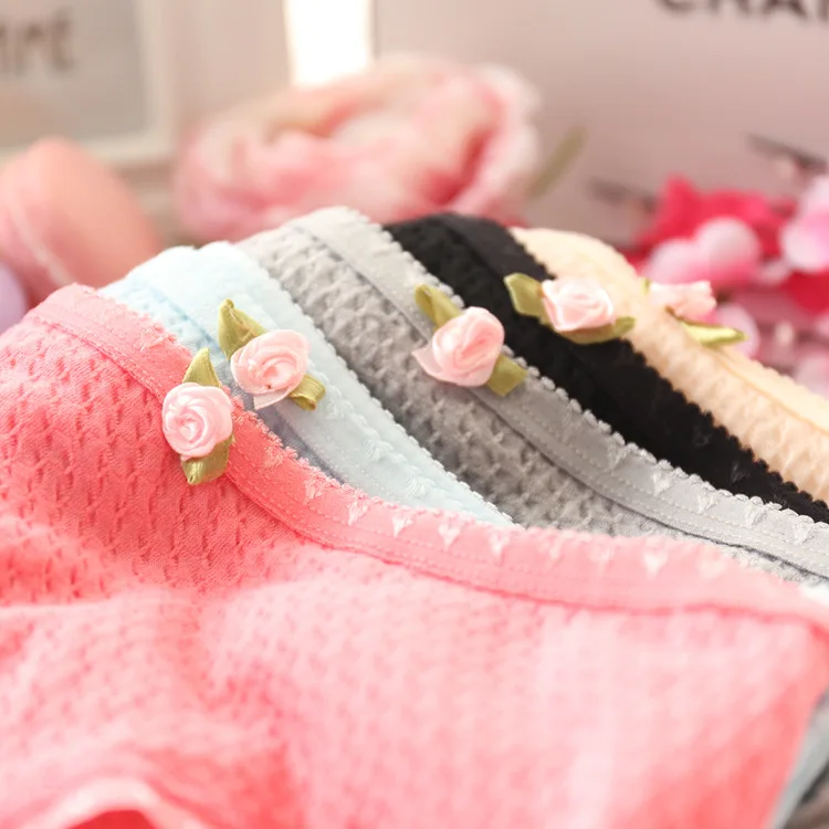 2589494100_1015799160