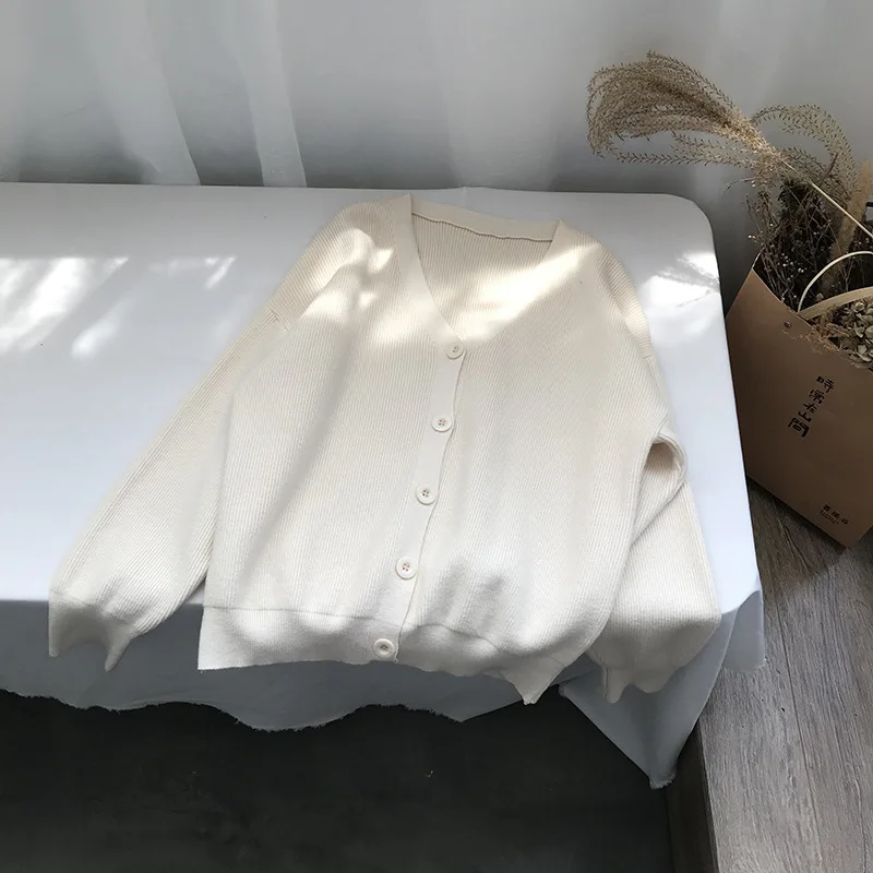Вязаный свитер женский осенний однотонный свободный длинный рукав корейский модный кардиган с v-образным вырезом куртка - Цвет: Creamy-white