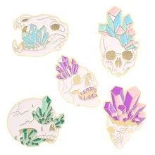 New Punk Style Unique Alloy Brooch Creative Colored Diamond Skull Brooch Individual Rhinestone Skull Enamel Pins Jewelry