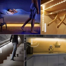 Светодиодный датчик движения под шкаф светильник DC 5 В полоса светильник s Водонепроницаемый кровать лестницы лампа на батарейках светодиодный шкаф ночной Светильник s