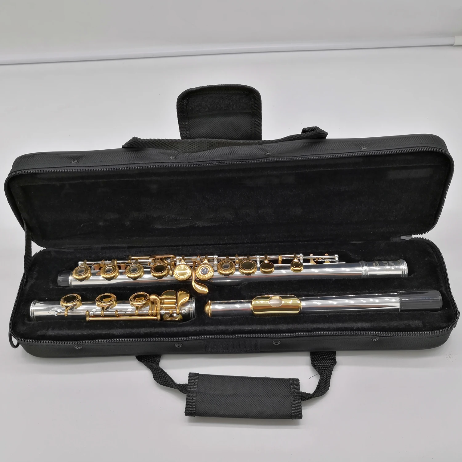 De Xin Flute 500 Series Engraving Hand Carved Keys Gold Plated Lip