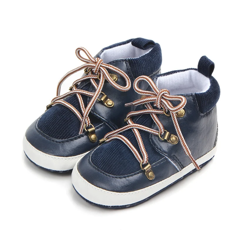 Детские кроссовки из искусственной кожи для мальчиков; спортивная обувь для малышей; обувь для мальчиков и девочек с мягкой подошвой для первых шагов; обувь для новорожденных; обувь для малышей 0-18 месяцев