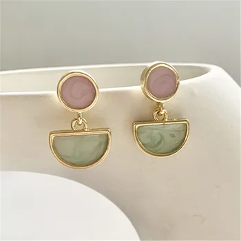 

Fashion Temperament geometric small stud earrings contracted contrast color earrings minimalist style girl earrings for women