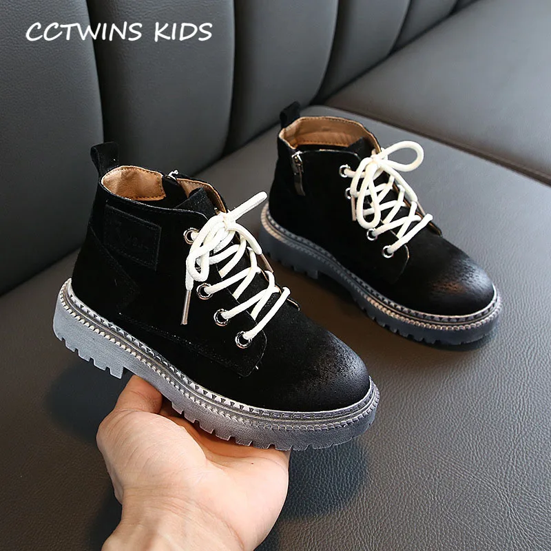 Черный CCTWINS/детская обувь; коллекция года; Модные осенние ботинки martin для малышей; детская натуральная кожаная обувь для мальчиков; Брендовые ботильоны для девочек; MB071 - Цвет: Черный