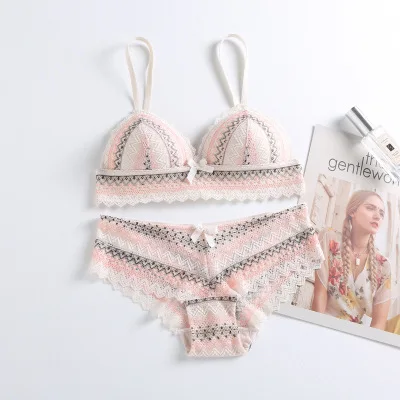 pink Сексуальный мусс, женское нижнее белье, комплект из бюстгальтера и трусиков, кружевной сексуальный бесшовный беспроводной удобный Глубокий V модный зеленый белый плюс размер - Цвет: pink