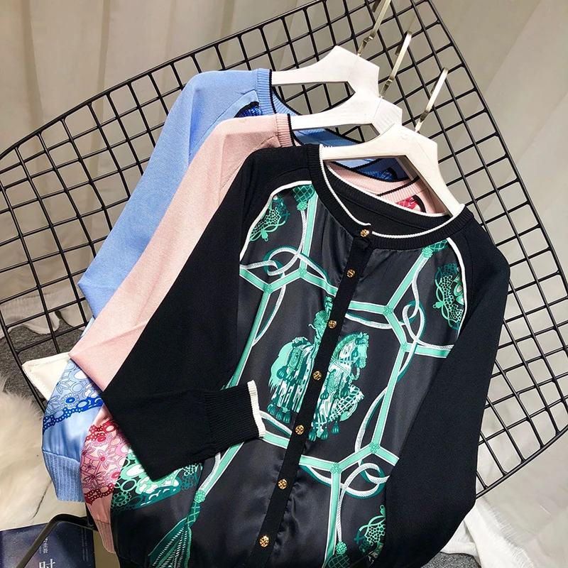 

Vintage Women Luxury Carriage Print Cardigans Autumn Woman Warm Thin Knitted Cardigans Woman Horse Print Sweaters Tops