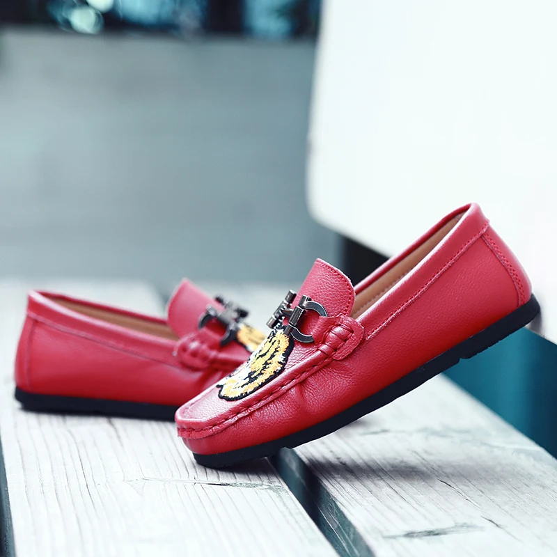 2020 Hot Boys Shoes Red Kids Girl Flats Casual Shoes Spring And Autumn Kids Moccasins Luxury Brand Children Soft Leather Loafer