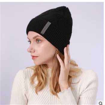 

2019 Winter New Keep Warm Beanie Hat For Women Wool Knitted Skullies Caps Casual Watch Cap For Female Men Couples Stocking Hats