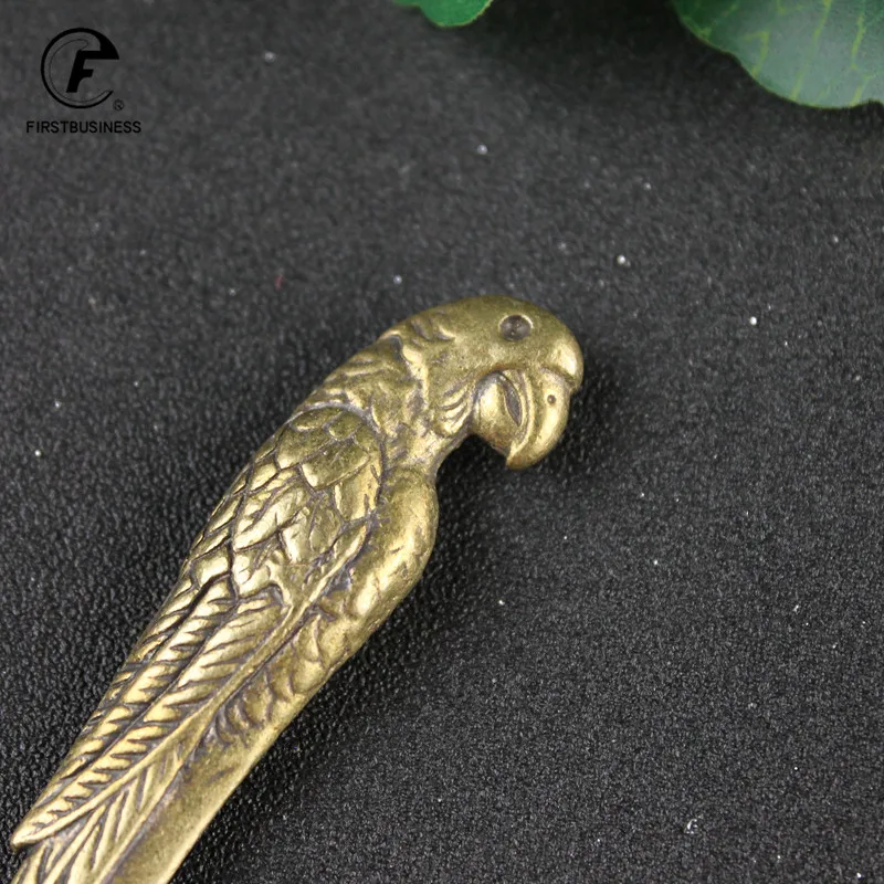 Antique Bronze Hummingbird Bird Statue Ornaments Classical Vintage Brass Tea Needle Breaking Prying Tea Brick Professional Tool