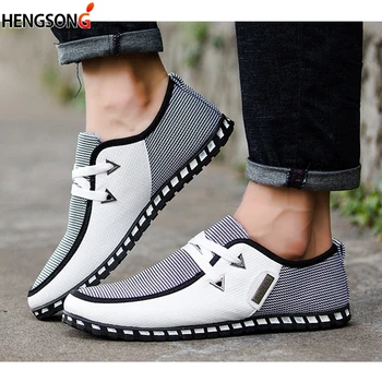 

2018 Spring Men Walking Shoes Plus Size 47 Wave Striped Patchwork Sports Shoes Men Sneaker Soft PU Lace-Up Man Outdoor Shoes
