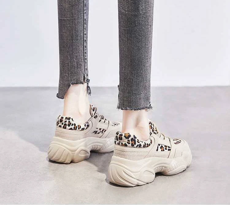 Женские леопардовые дышащие ультралегкие кроссовки с толстой подошвой из сетчатого материала для женщин, Студенческая Повседневная Спортивная обувь на вулканизированной платформе, новинка 2