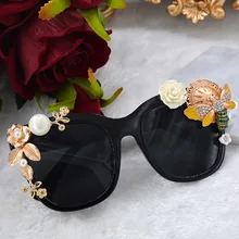 Мода насекомое пчела бабочка зеленый лист ананас элегантный отдых солнцезащитные очки