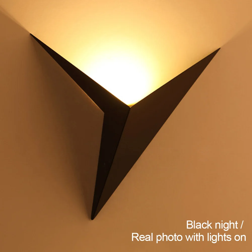 

Nordic Style LED Wall Light Bedroom Minimalist Triangle Shape Iron Corridor Sconce Home Hallway Living Room Modern Indoor