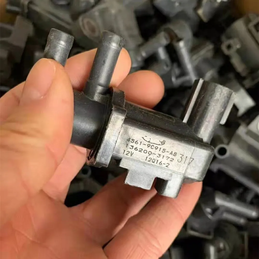 

1 вакуумный клапан двигателя для Ford 4S61-9C915-AB 136200-3172 12 В