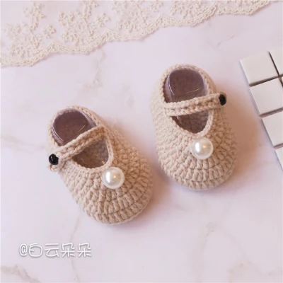 Crochet Baby Shoes,Baby white Flip Flops,Crochet Baby Shoes,Sizes 0-12 Months hand-woven Toddler Shoes
