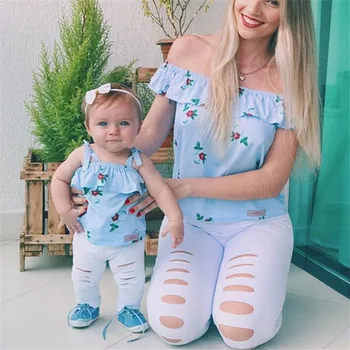 

Summer Family Matching Mother Daughter Floral Print Striped Sleeveless Tops Hole Pants Clothes Mom Girl Kid Family Look Clothing