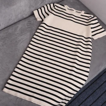 

A undertakes the new web celebrity in the summer of 2020 dress hot style sweet goddess temperament van cotton dress