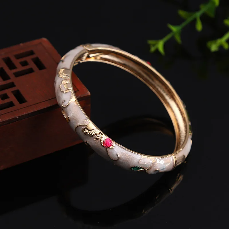 

High-End European And American-Style Alloy Flower Shape Cloisonne Jewelry Enamel Polished Open Bracelet National Scenic Gift