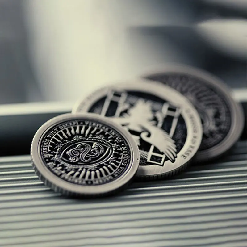 

Ellusionist Artifact Coin - Rev 2 - Half Dollar Size -silver - Magic Tricks