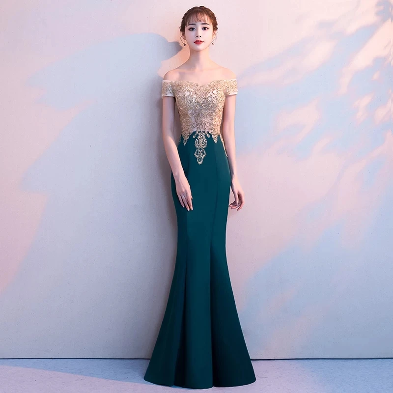 

A Line Elastic Satin Applique Beading Crystals Sweetheart Boat Neck Evening Dresses Formal Dresses Floor Length