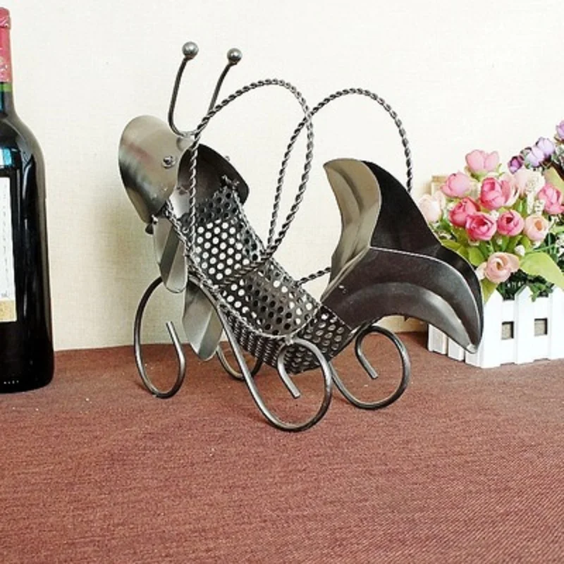 O.RoseLif New Lucky Fish Metal Wine Rack Cute Creative Handmade Portable Iron Wine Holder Richer Fish Home Christmas Decoration