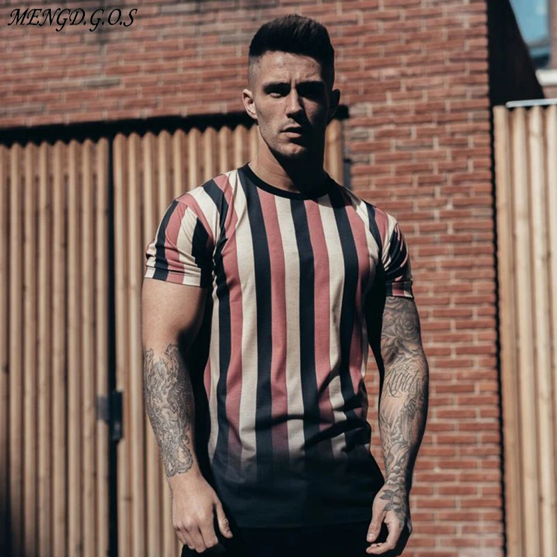 

Casual outdoor men's T-shirt summer new streetwear brand men's short-sleeved shirt jogger fitness exercise jogging sportswear