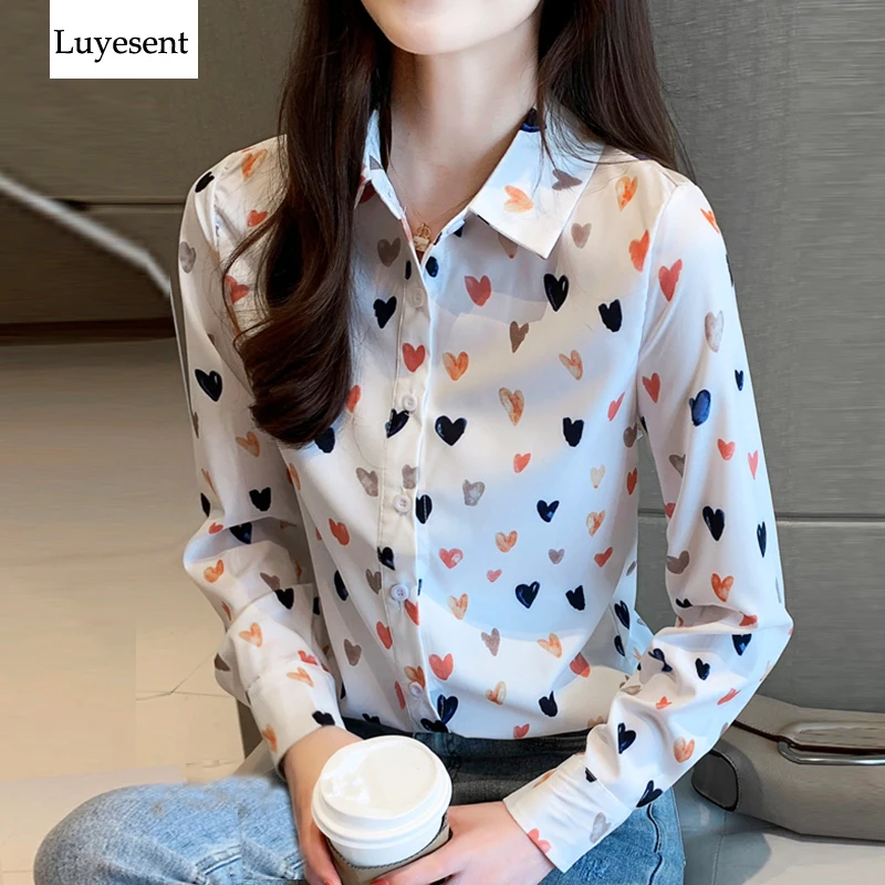

Sweet Colorful Heart Print Retro Women Chiffon Blouse Office Lady Turn-down Collar Long Sleeve Button Slim Top 2019 Korean Shirt