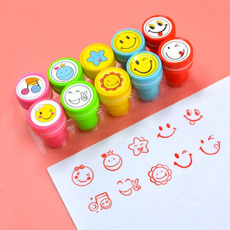 10Pcs Christmas Pattern Self-ink Seal Stamps DIY Scrapbook Toy Party Favors Gift Toy for Children Stamps Toys Portable Stamp