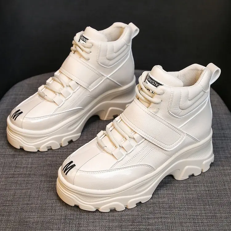 Botas Mujer/Новые полусапожки на плоской толстой платформе сезон осень зима кроссовки