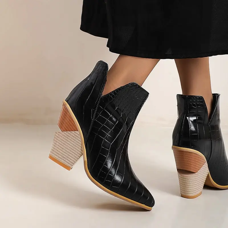 

Autumn Winter Casual Western Cowboy Ankle Boots Women Snake Cowgirl Booties Short Cossacks Botas High Heels Shoes 2020
