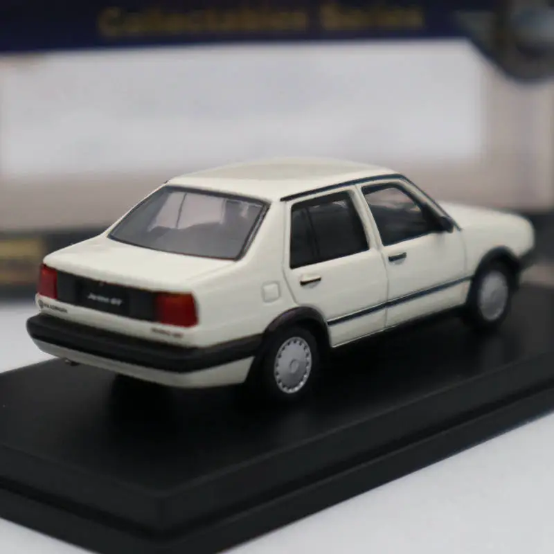 1: 64 Automint Jetta GT литая под давлением металлическая Ограниченная серия белые игрушки автомобиль