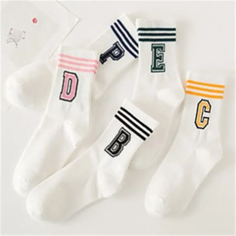 Женские подарки; 1 пара хлопковых модных зимних и осенних полосатых хлопковых повседневных спортивных носков; короткие носки в стиле Харадзюку