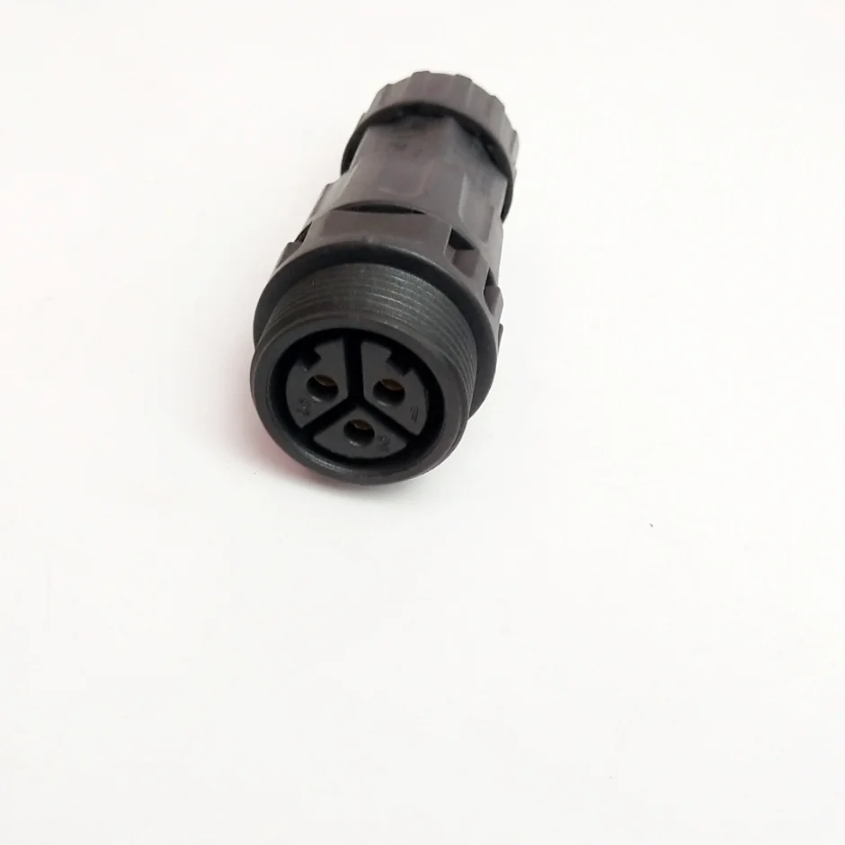Female Connector WVC1200 WVC600 Micro on grid Solar power Inverter Male or Female connector for cable connection - Цвет: Female Connector