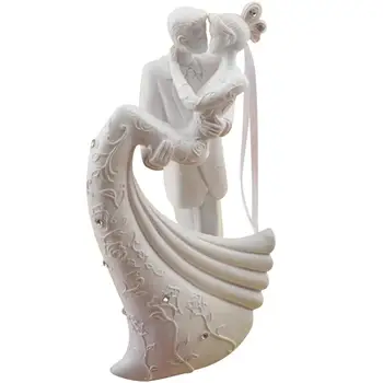

Cake Topper Romantic Creative Resin Couple Figurine Cake Decoration for Wedding