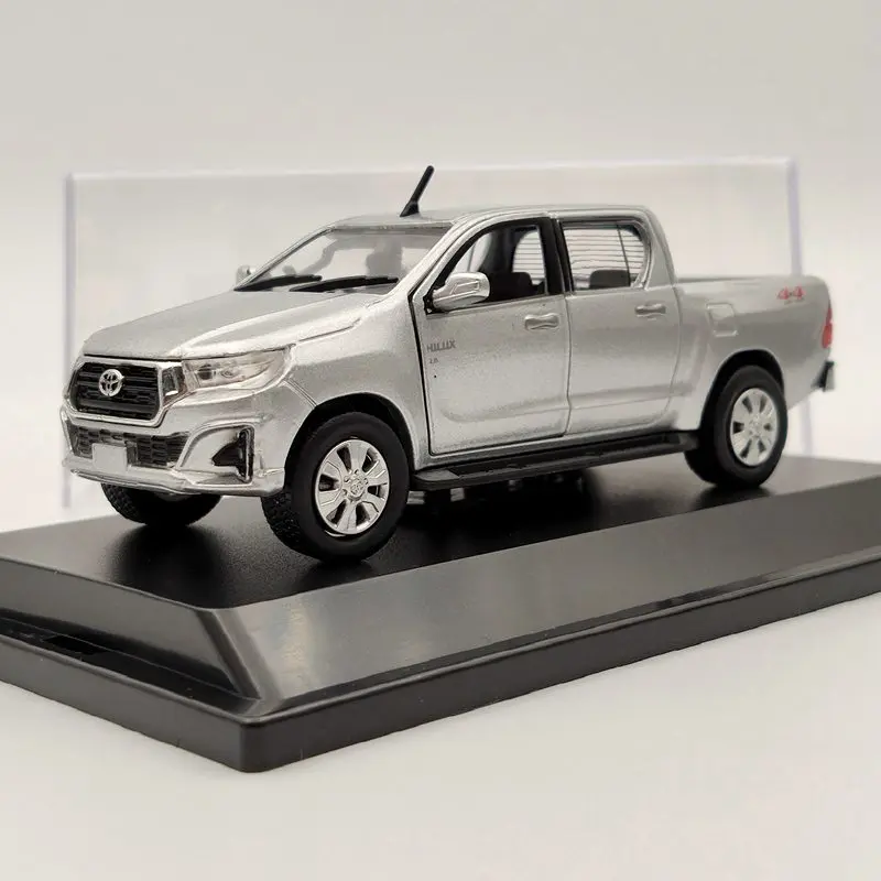 1/43 для тонн ~ ota Hilux Revo 2 8 4X4 замком Diff серебро литьё под давлением модельных