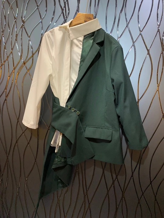 

2019 Early Autumn New Woman Irregular Neck Colour Matching and Cutting 731 Long Sleeve Bottom Jacket