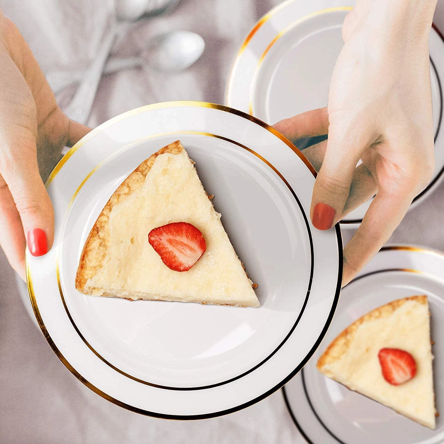 Assiette A Gateau En Plastique Jetable 25 Pieces Lot 7 5 10 25 Pouces A Rayures Dorees Phnom Pour Mariage Fete D Anniversaire Or Rose Aliexpress