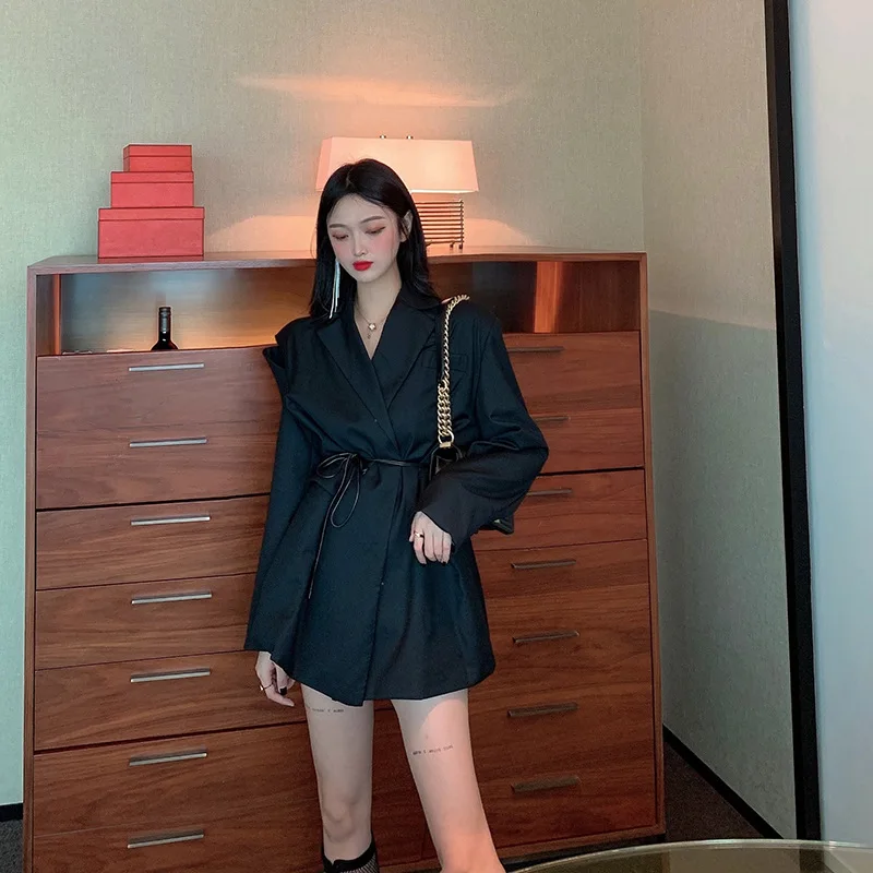 

Photo Shoot South Korea Autumn New Style Dark-Style Retro Shoulder Adjustable Sense of Design Loose Silhouette Suit Jacket Women