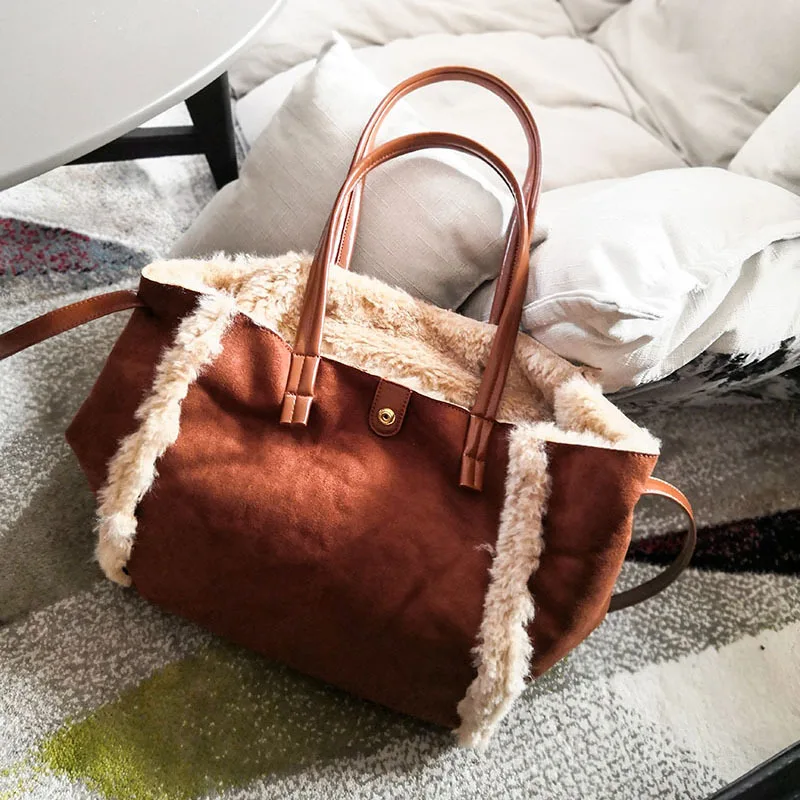 Tanie Moda 2019 jesień i zima torby Crossbody dla kobiet sprzęgła wełny luksusowe Messenger torby jagnięcina włosy łańcuch torba na ramię