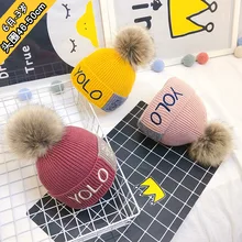 Двухслойная детская шапка, Зимняя Новая цветная шерстяная шапка, детские теплые комплекты с буквенным принтом, вязаные шапки с плюшевыми шариками для 6-36 месяцев