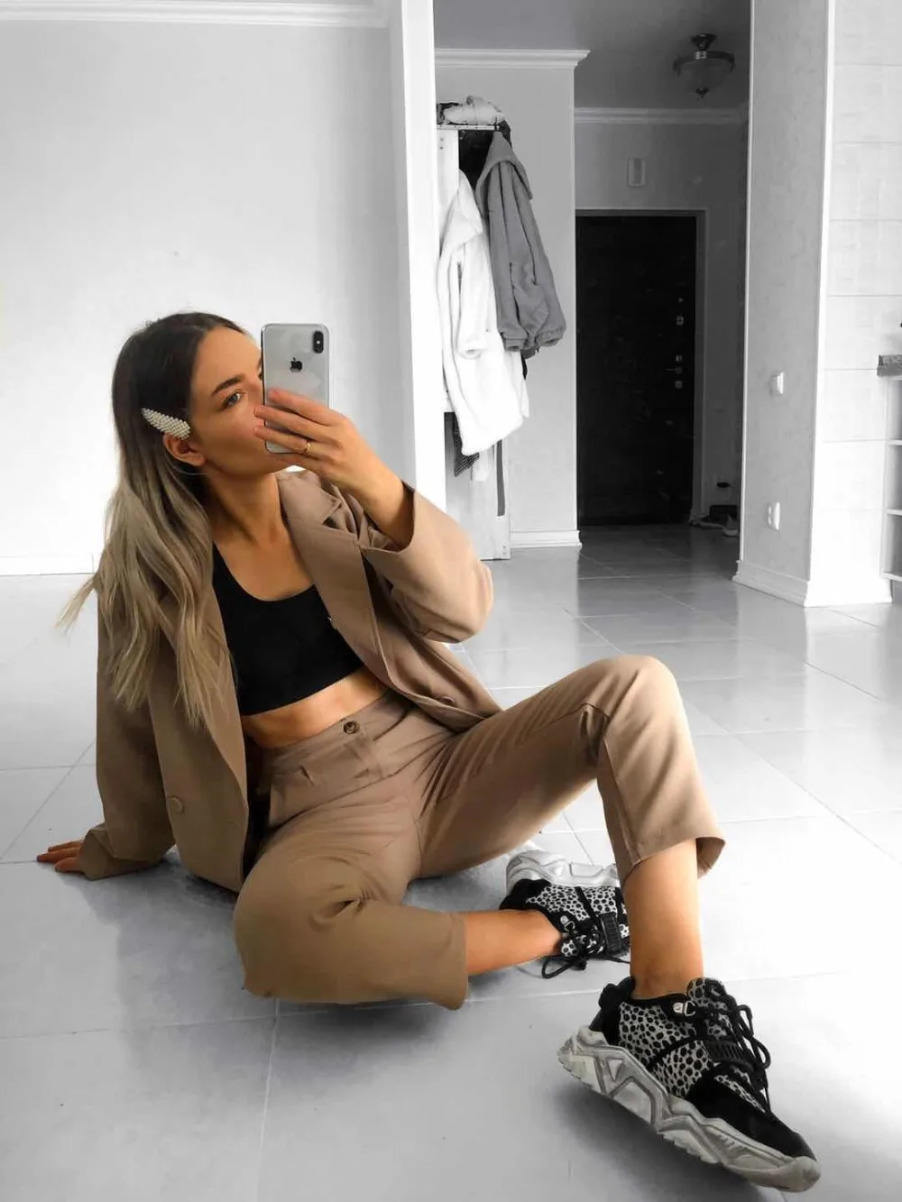 卡其套装mmexport1584025598358