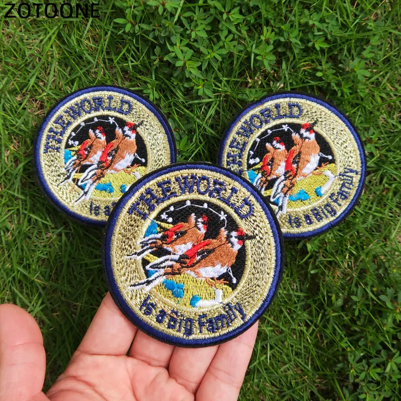 

ZOTOONE Iron on Round Animal Birds Patches for Clothing T-shirt Embroidered Badge DIY Patch Sew Stripe on Clothes Applique G