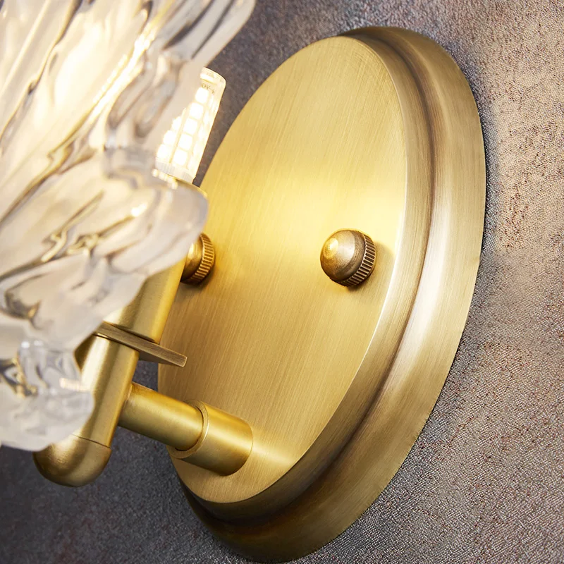 Настенный светильник в виде кленового листа для прихожей латунное бра на стену