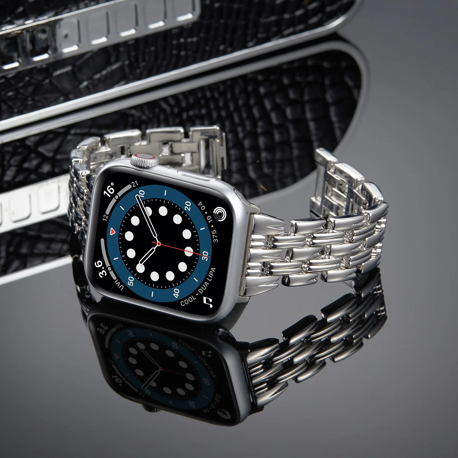 

Luxury metal bracelet for Apple Watch strap 44mm 42mm iwatch SE 6 5 4 3 2 1 38mm 40mm stainless steel wristband