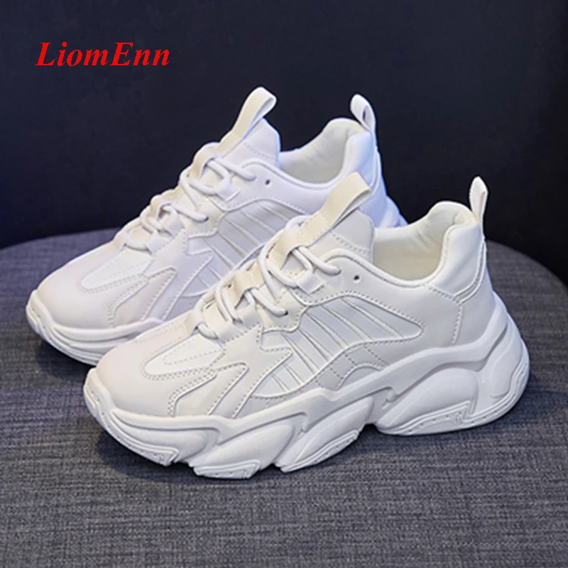white chunky tennis shoes