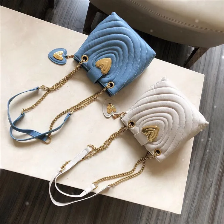 

Multipurpose Diamond Lattice Messenger Bags Women Simple Love Metal Lock Shoulder Bags Ladies Fashion Chain Crossbody Bag Flap